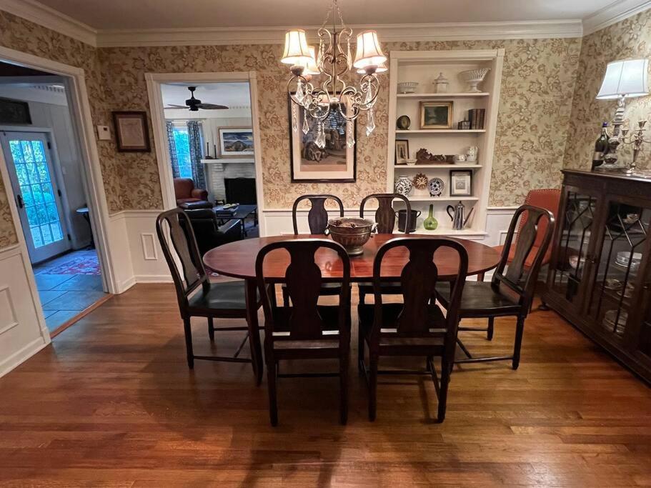 Elegant 6 Bedroom Home In Heart Of Memphis Eksteriør billede